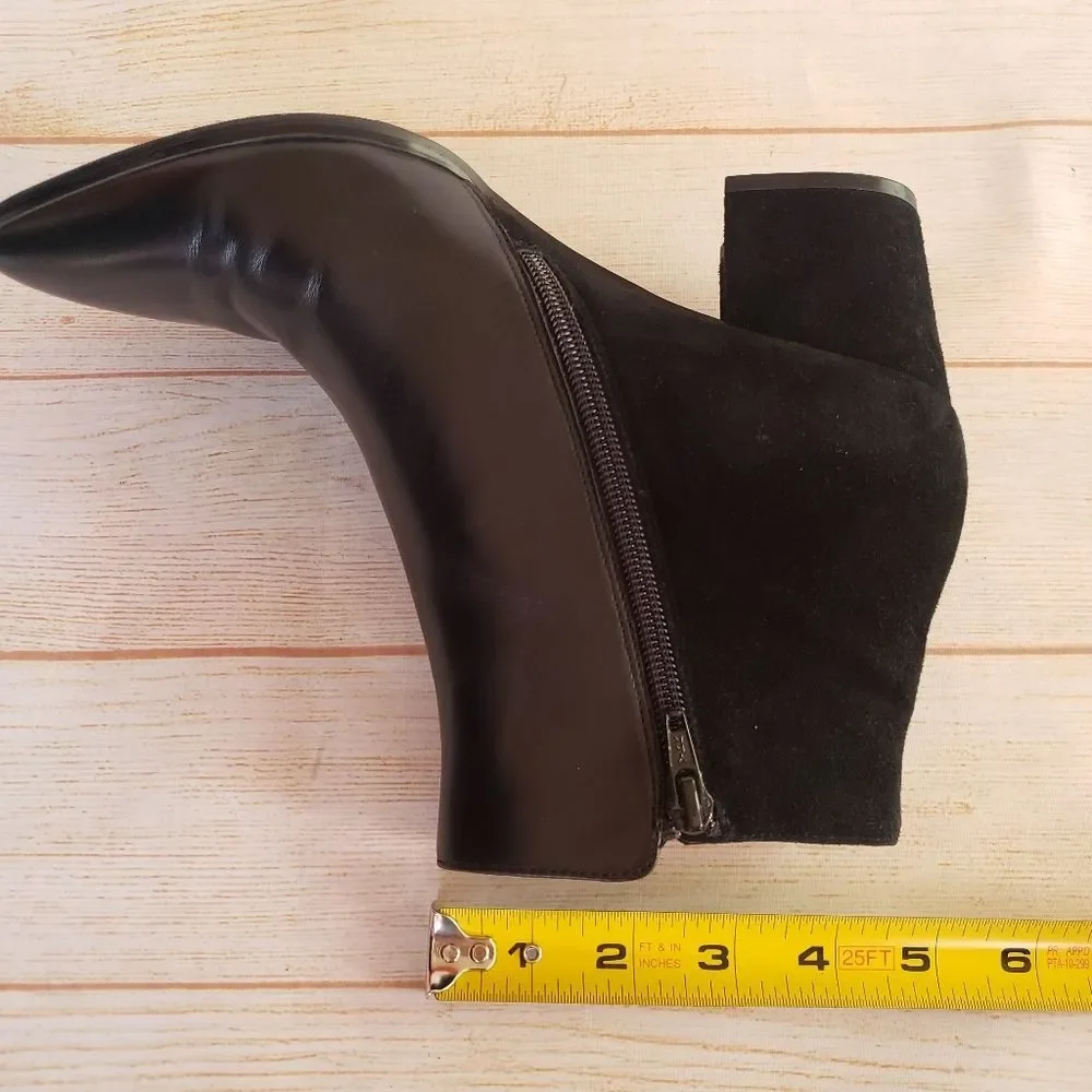Vaneli Nappa Leather Suede Black Ankle Boots Booties Pointy Toe Black Size 8M